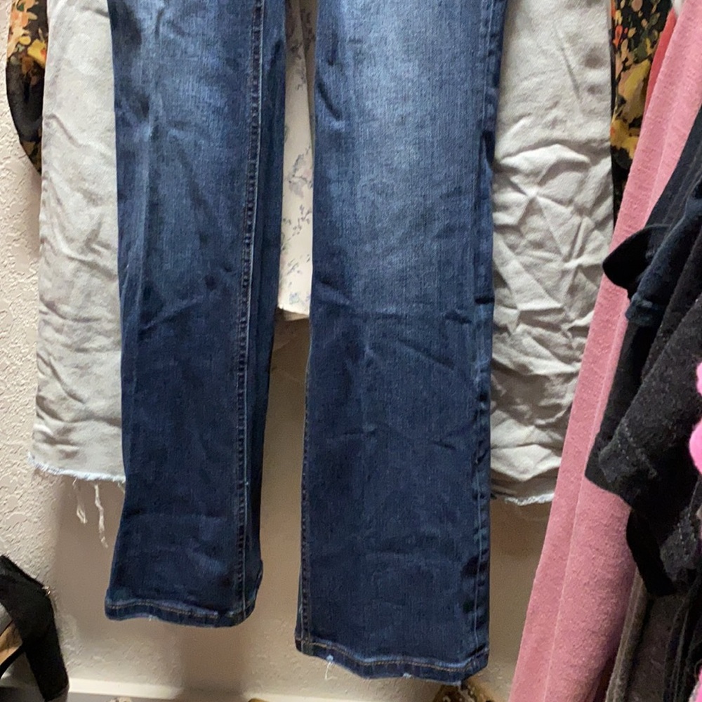 jeans - Picture 2 of 3